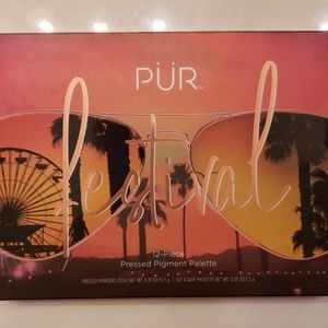 Brand new, never used or swatched